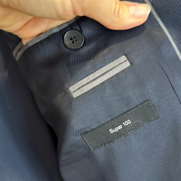 Hugo Boss Classic Navy Blue Thin Stripes Suit Men's Blazer/Pants 48L